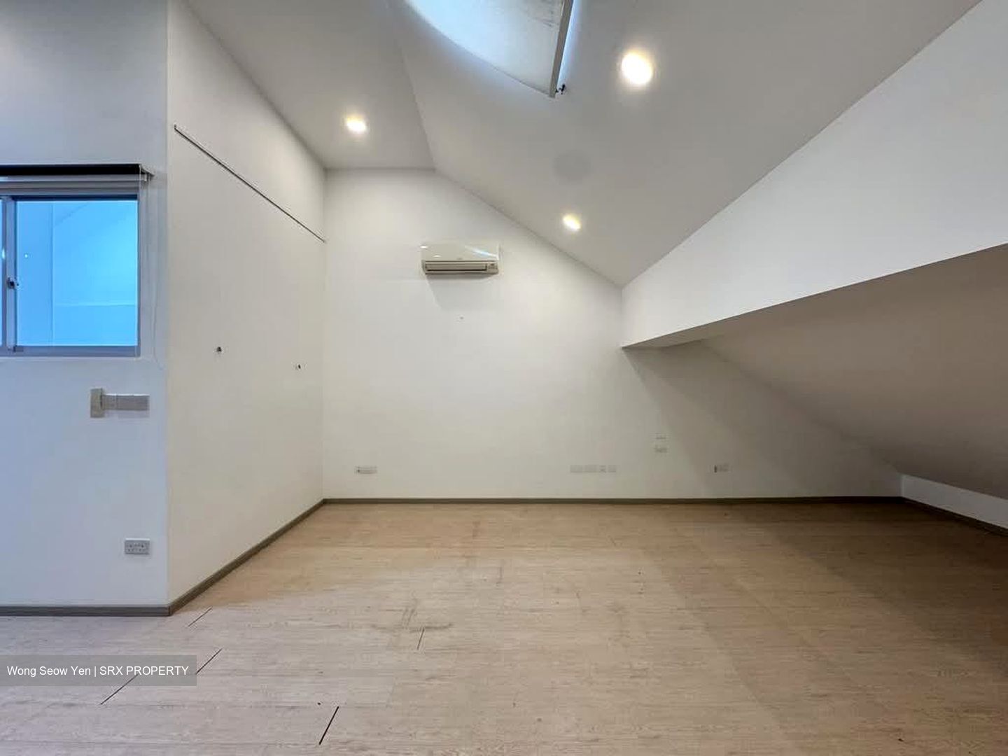 ENG HOON STREET (D3), Terrace #593266921